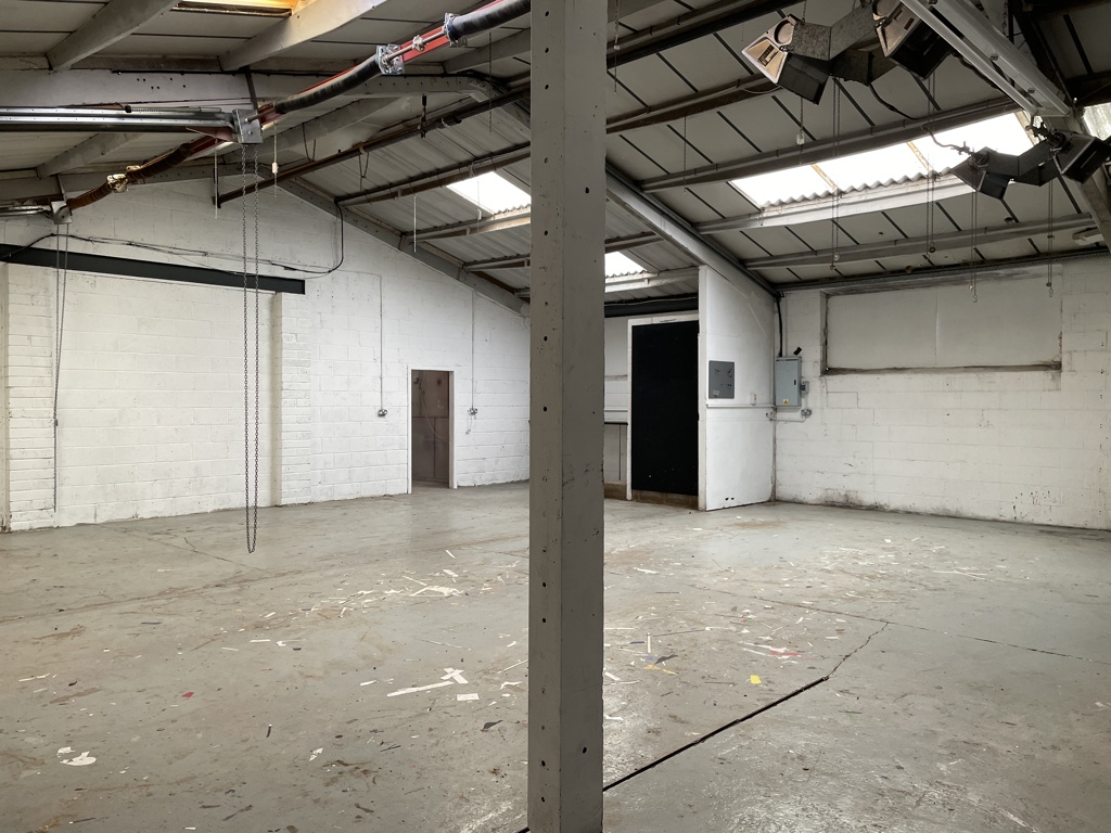 1928 Sq Ft, Hookstone Park, Harrogate, HG2 - Available, Image 5