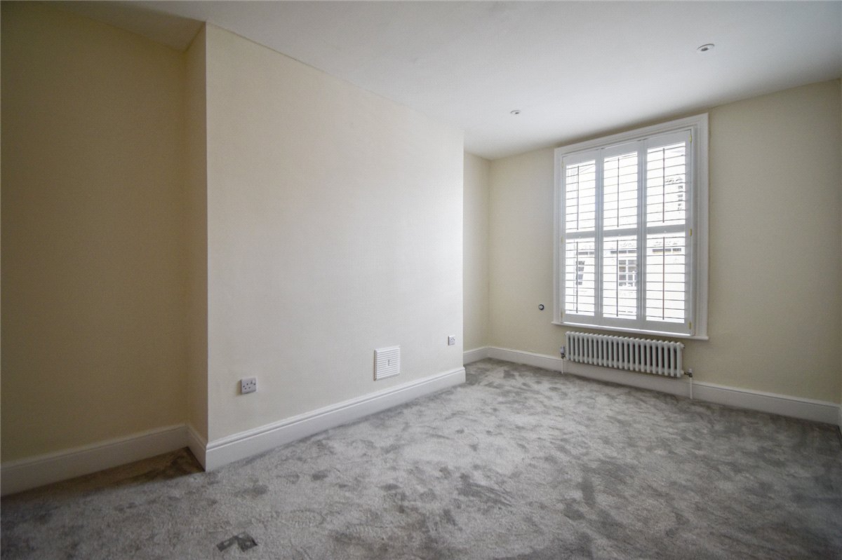 3 bedroom Flat, Bateman Street, Cambridge, CB2 - Let Agreed, Image 12