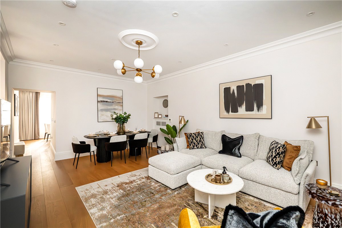 2 bedroom Flat, Stratton Street, London, W1J - Available, Image 4