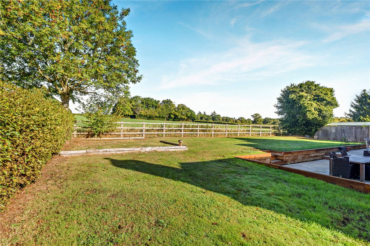 5 bedroom House, Enborne Street, Enborne, RG20 - Available, Image 31