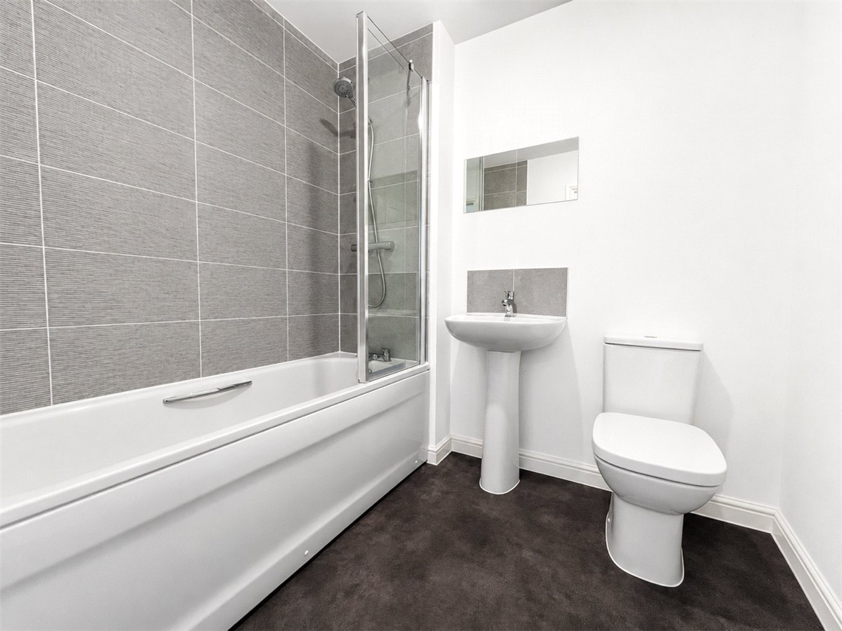 3 bedroom House, Stonyfield Road, Whiteley, PO15 - , Image 10