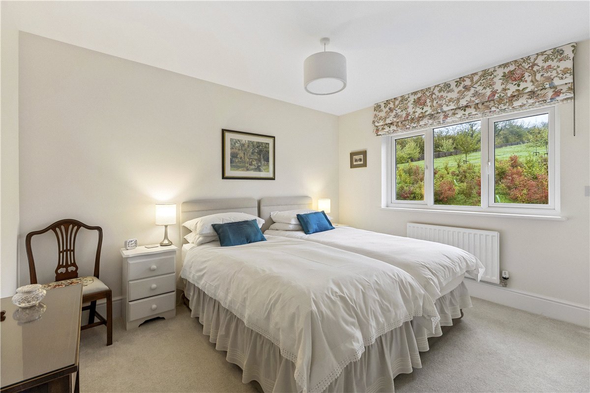 4 bedroom House, Robert Usher Drive, Marlborough, SN8 - Available, Image 11