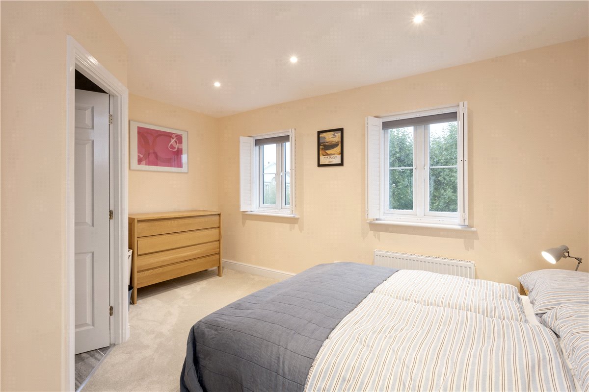 3 bedroom House, Bevin Square, London, SW17 - Sold, Image 17