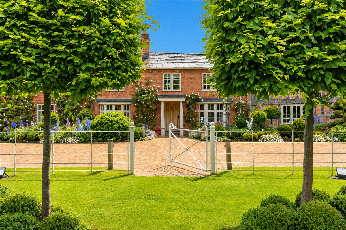 6 bedroom House, Faddiley, Nantwich, CW5 - Available, Image 4
