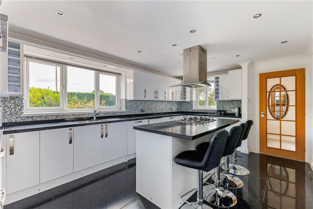 3 bedroom House, Eastsands, Burbage, SN8 - Sold STC, Image 5