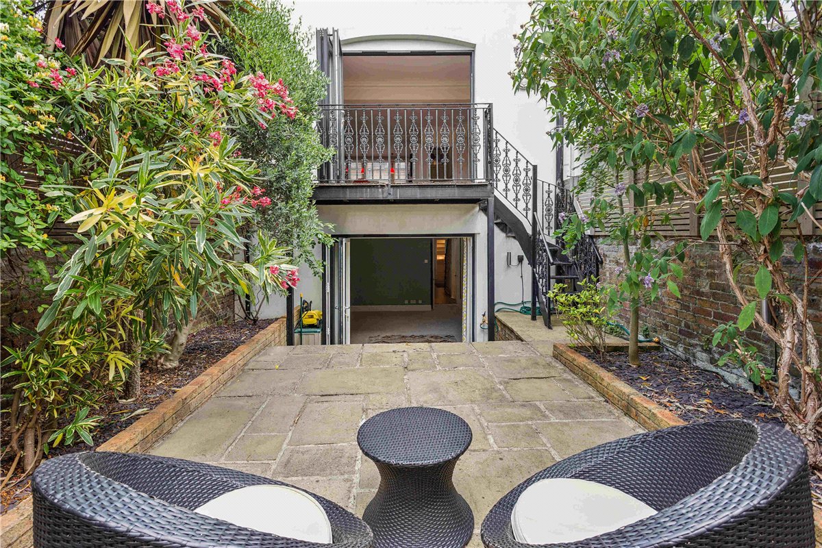 2 bedroom Maisonette, St Dunstans Road, London, W6 - Available, Image 3