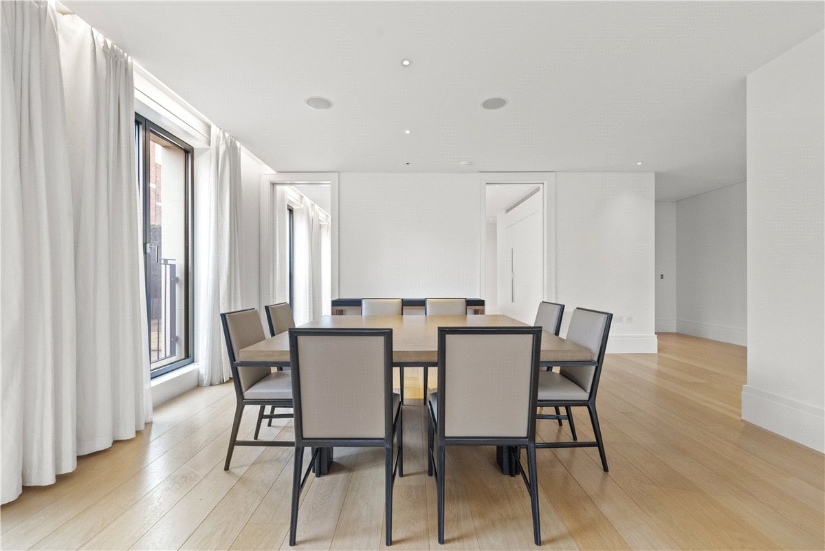 4 bedroom Flat, Chelsea Manor Street, Chelsea, SW3 - Available, Image 6