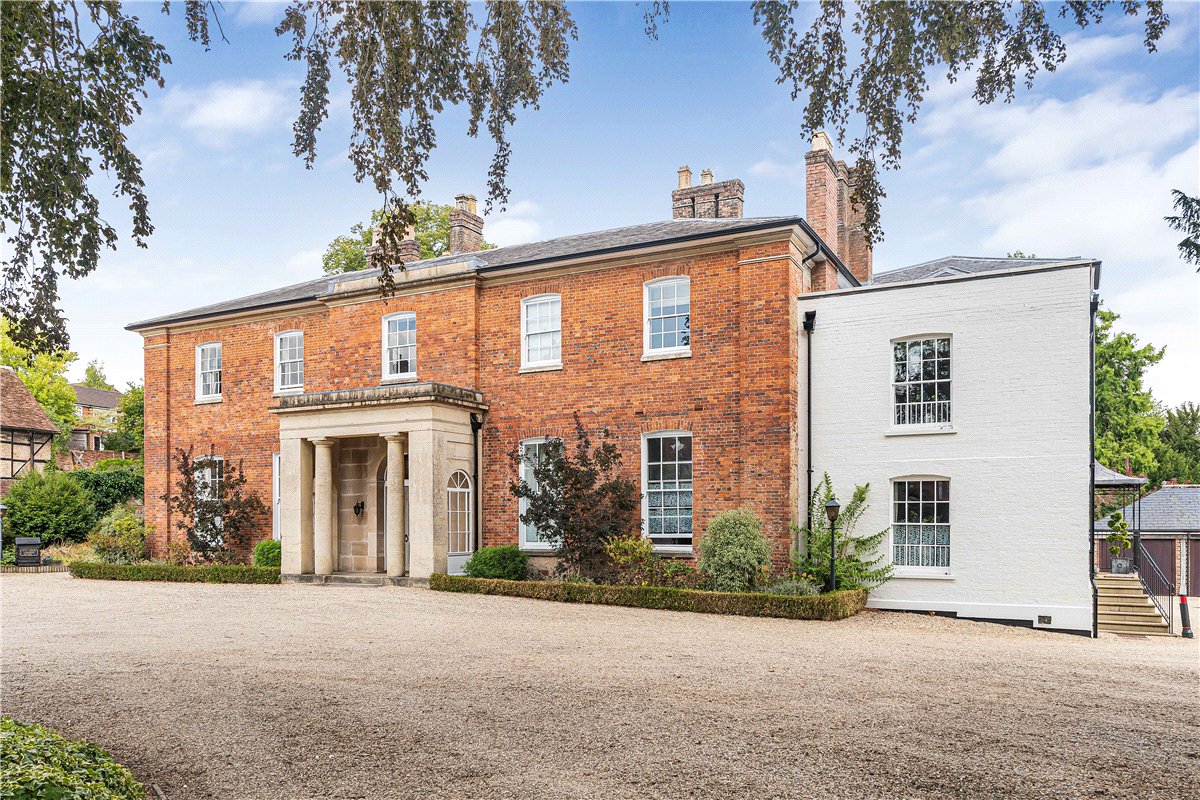 2 bedroom House, Wye House Gardens, Barn Street, SN8 - Available, Image 5