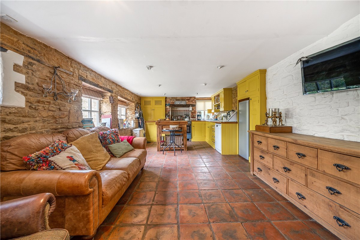 5 bedroom House, Northfield Lane, Nassington, PE8 - Available, Image 10
