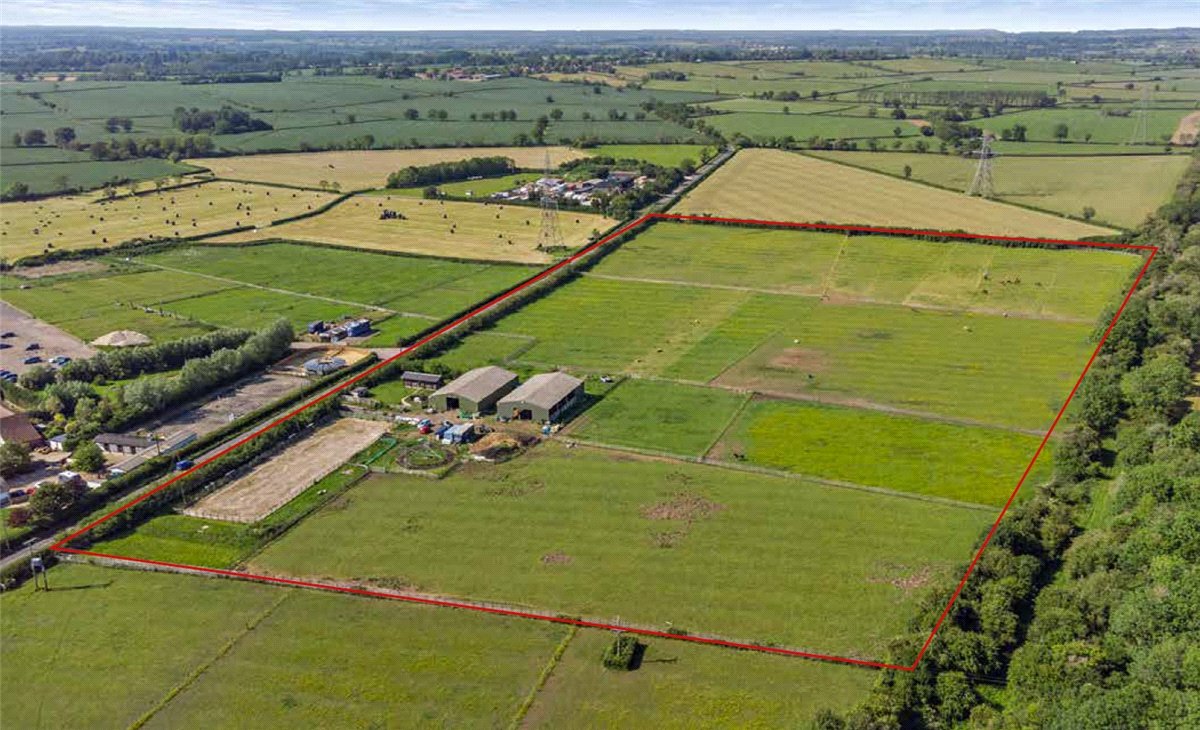 22.35  Land, Hogshaw, Buckingham, MK18 - Available