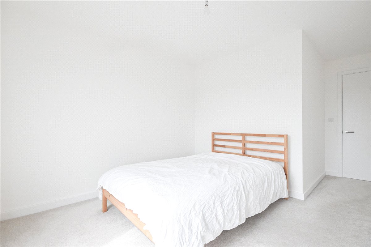 2 bedroom Flat, Poulter Walk, Trumpington, CB2 - Let Agreed, Image 8