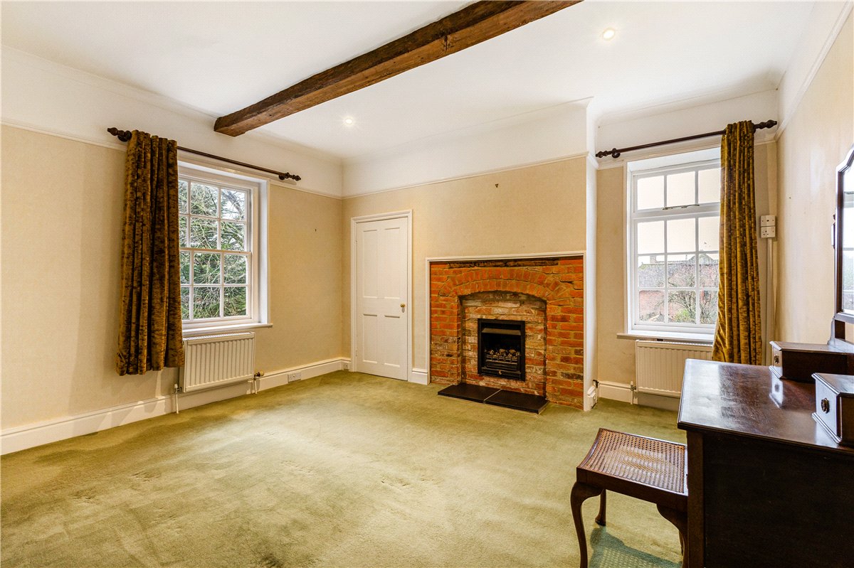 6 bedroom House, Farm Lane, Aldbourne, SN8 - Available, Image 10