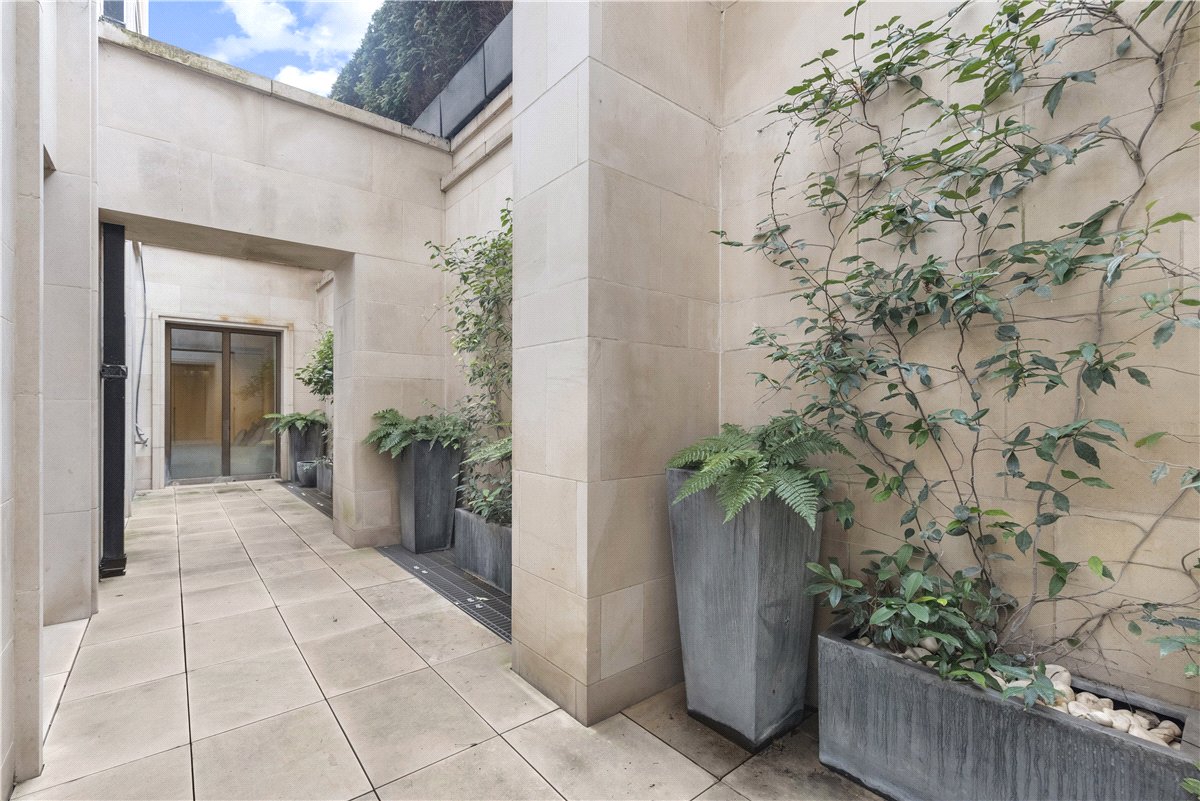 4 bedroom Flat, Chelsea Manor Street, Chelsea, SW3 - Available, Image 7
