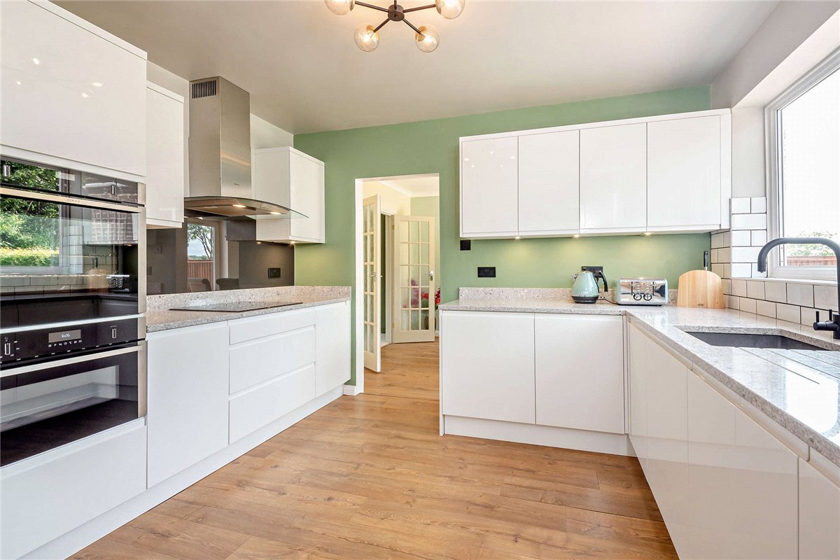 4 bedroom House, Freshfields Lane, Chieveley, RG20 - Available, Image 6