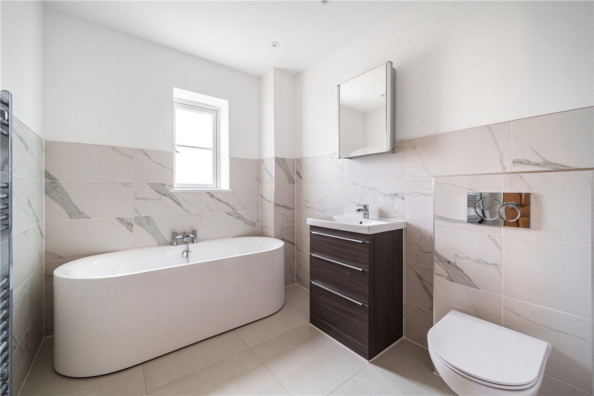 4 bedroom House, Southfields, Weston-on-the-Green, OX25 - Sold, Image 11
