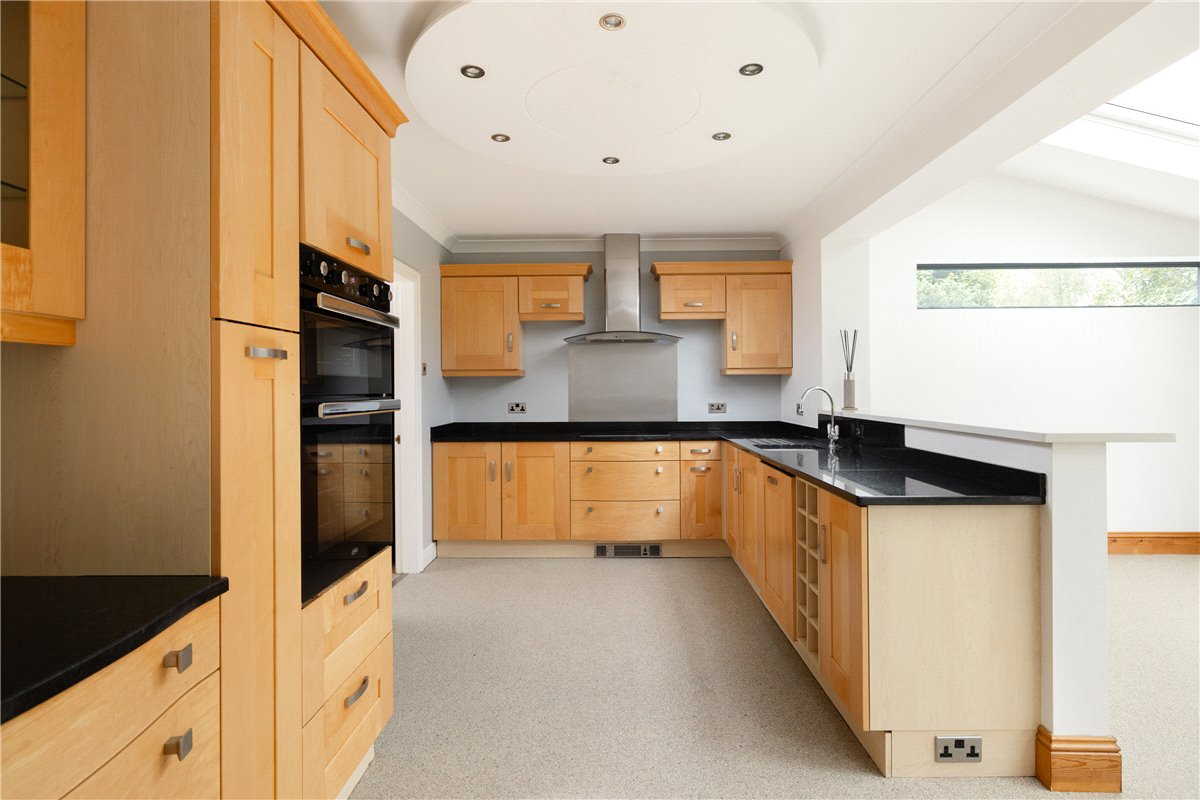6 bedroom House, Allerthorpe, York, YO42 - Available, Image 19