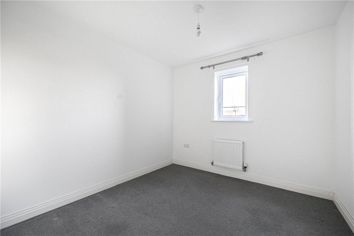 2 bedroom Flat, Croxden Way, Daventry, NN11 - , Image 8