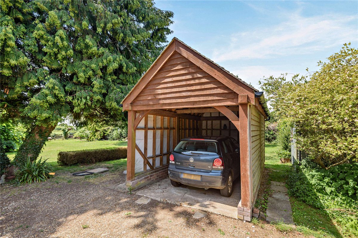 4 bedroom House, The Thicket, Leckhampstead, RG20 - Available, Image 10