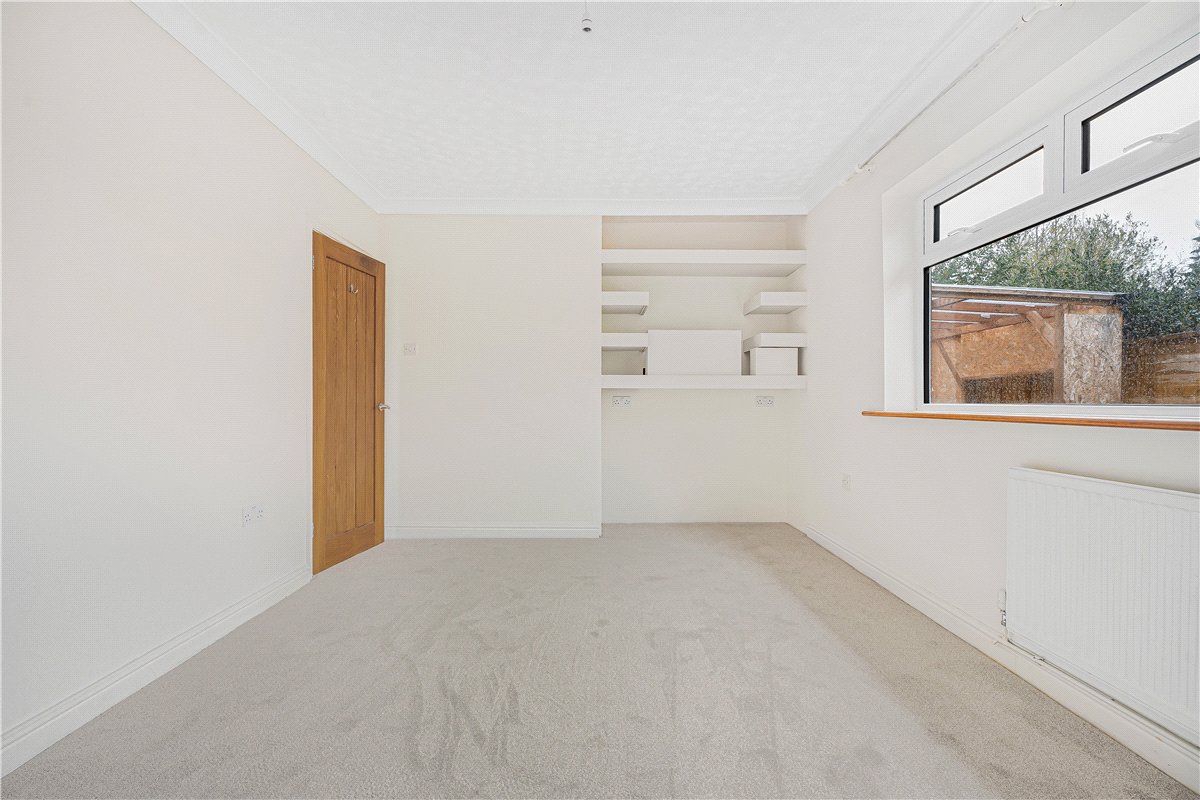 3 bedroom Bungalow, Nash Lee Lane, Wendover, HP22 - Available, Image 12