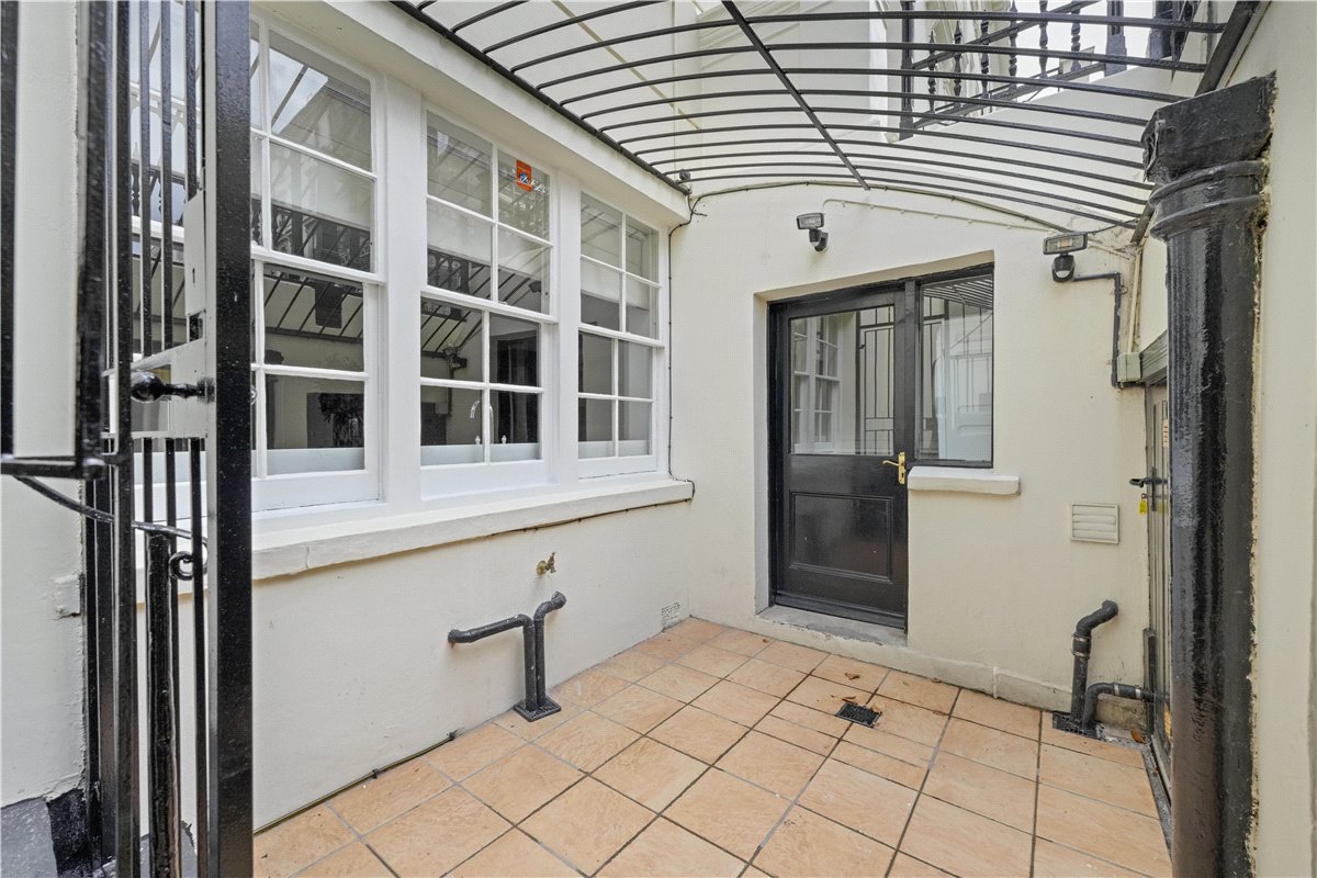 6 bedroom House, Ennismore Gardens, Knightsbridge, SW7 - Available, Image 33