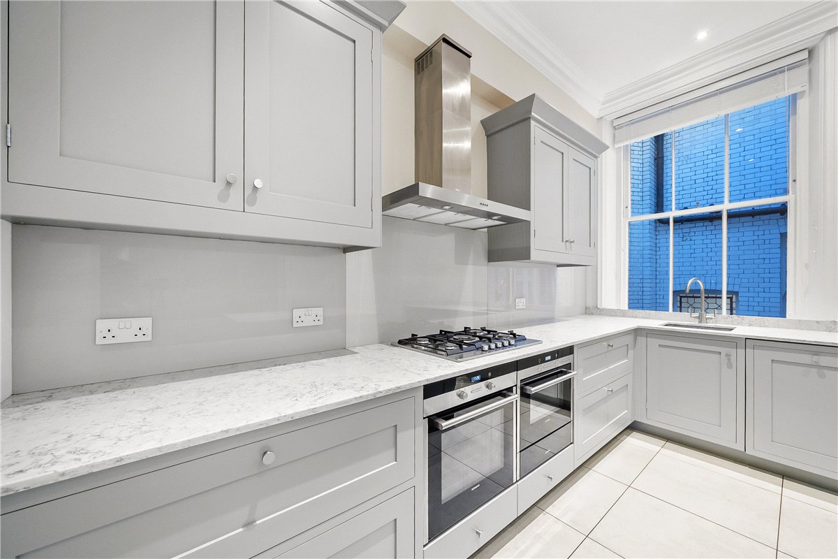 4 bedroom Maisonette, Egerton Gardens, Knightsbridge, SW3 - Available, Image 8
