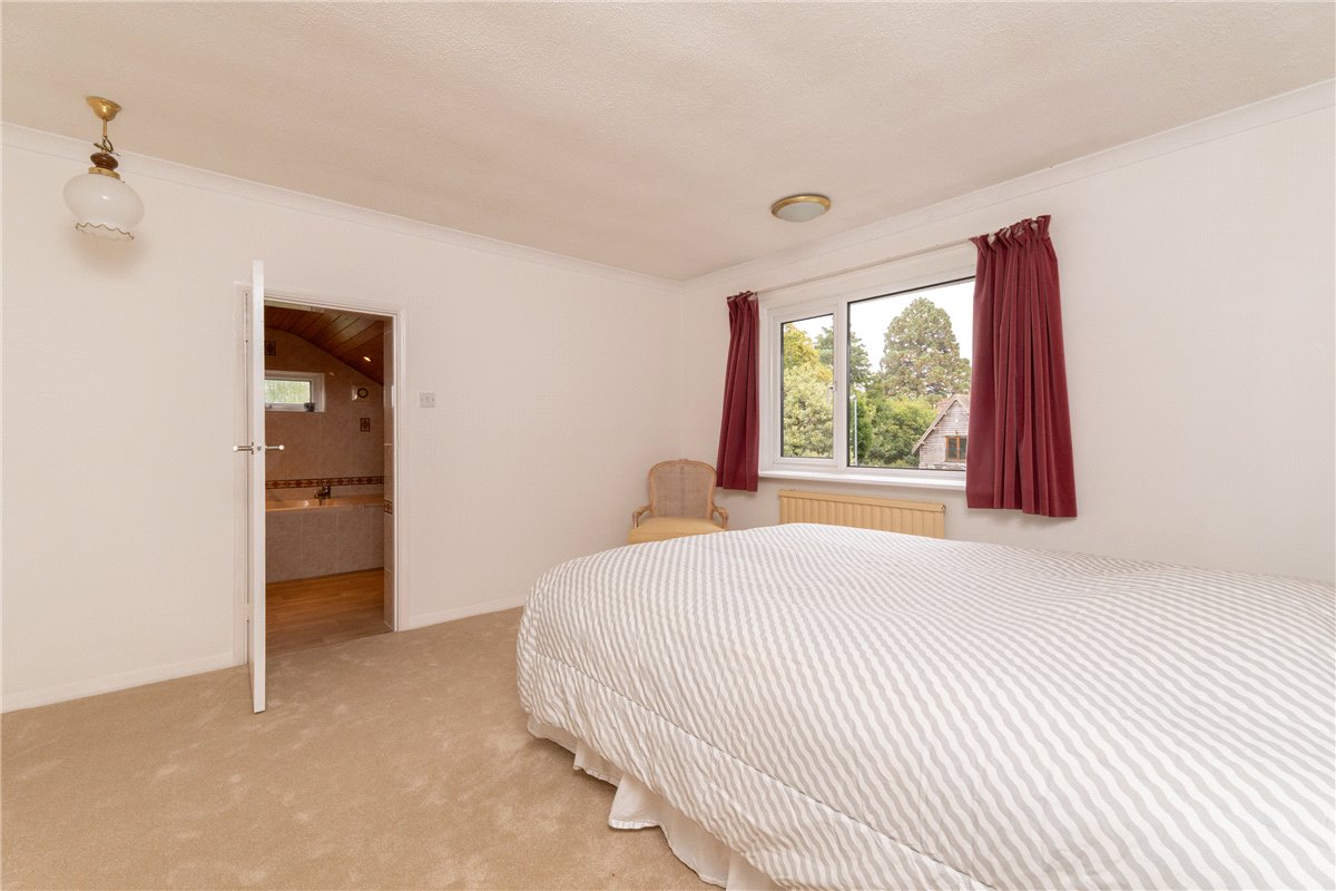 5 bedroom House, Scotts Gardens, Whittlesford, CB22 - Sold, Image 7