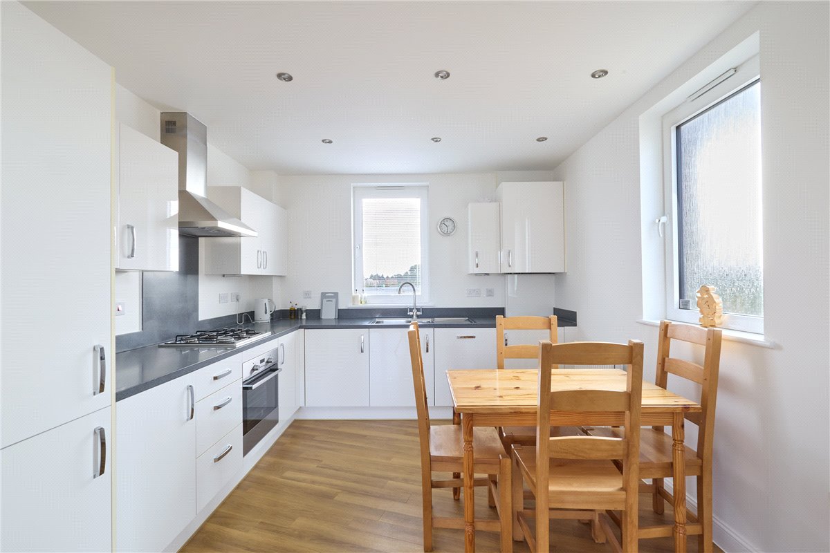 2 bedroom Flat, Osprey Drive, Trumpington, CB2 - Sold, Image 3