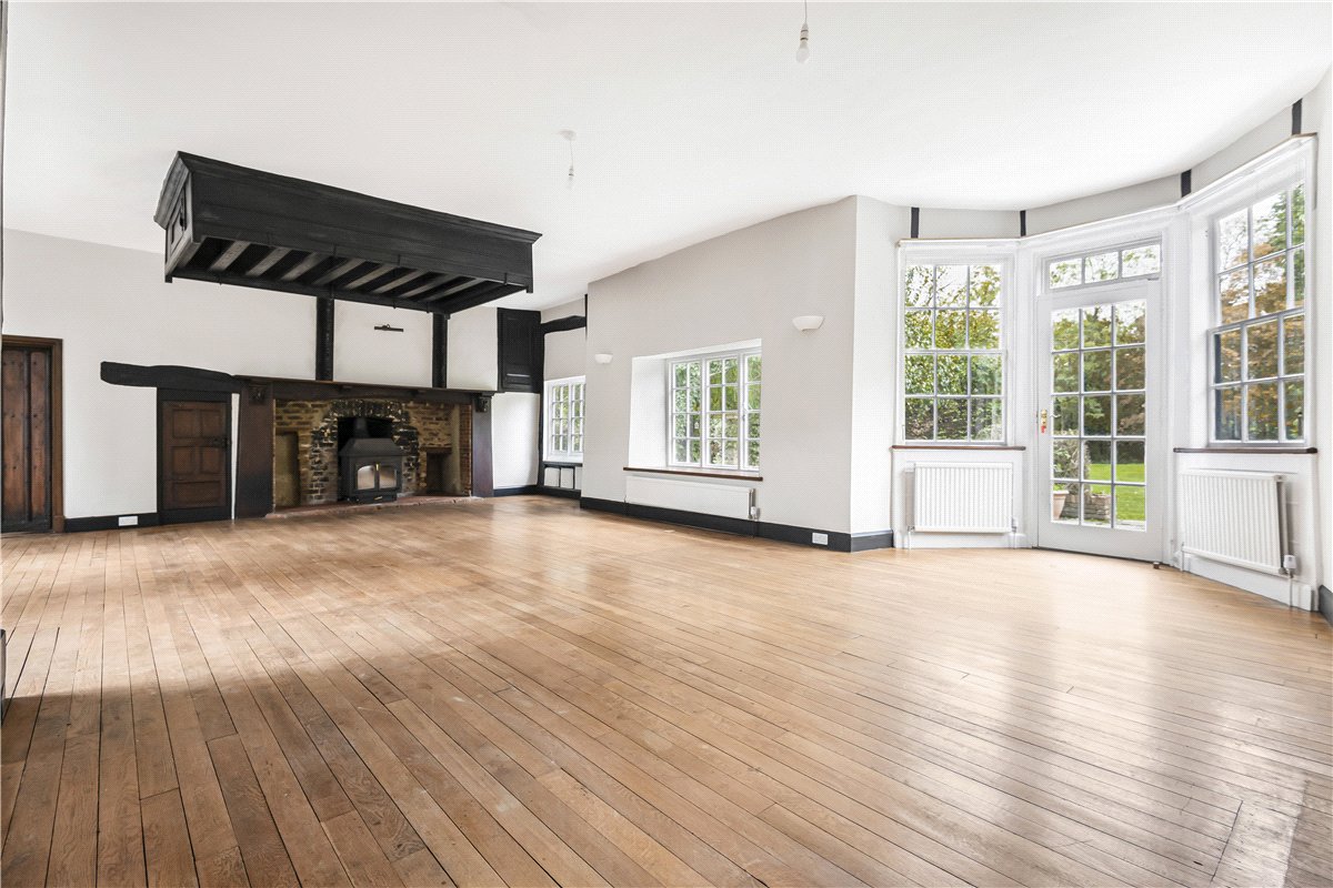 7 bedroom House, Breakspear Road South, Ickenham, UB10 - Available, Image 1