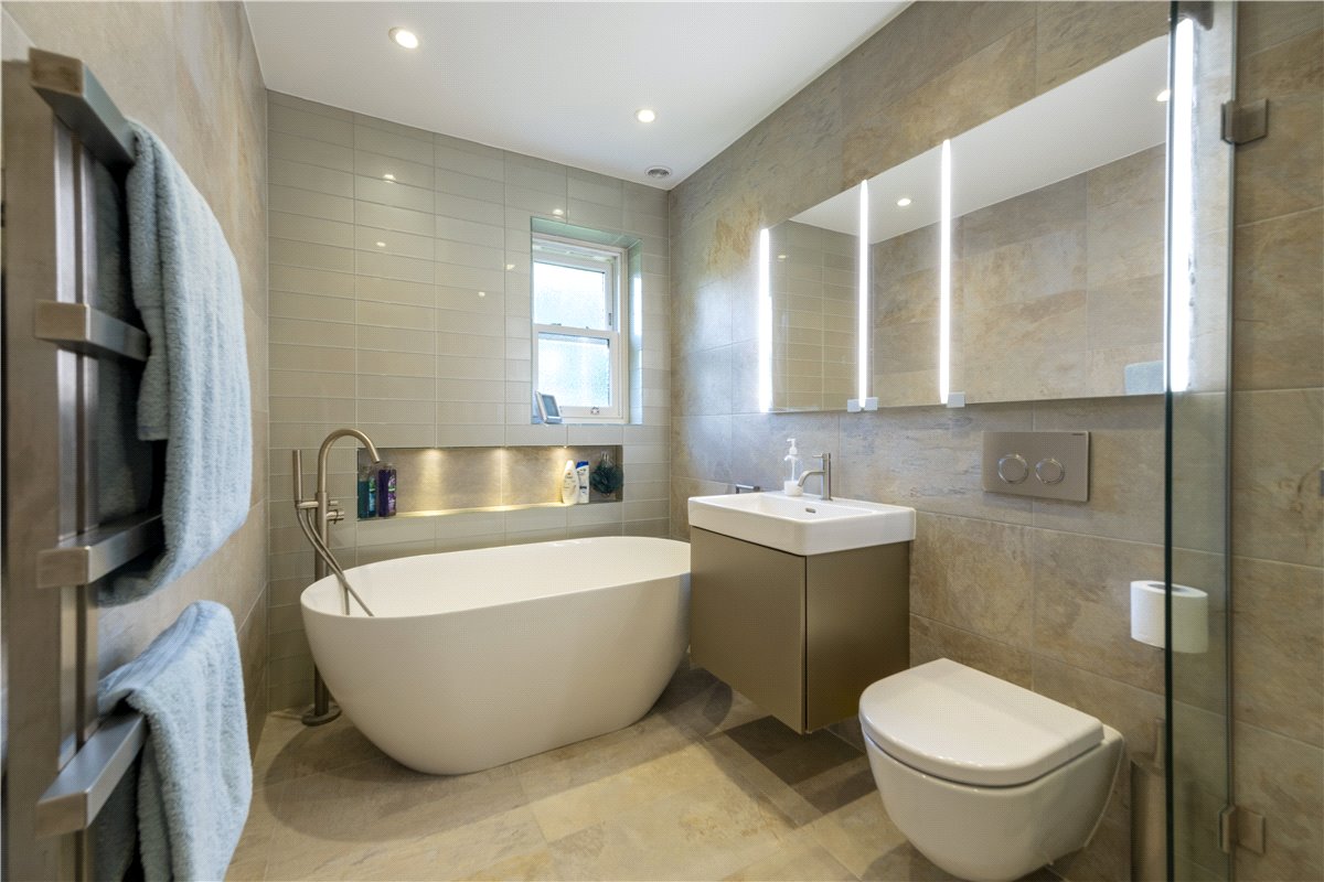 7 bedroom House, Milton Lilbourne, Pewsey, SN9 - Available, Image 13