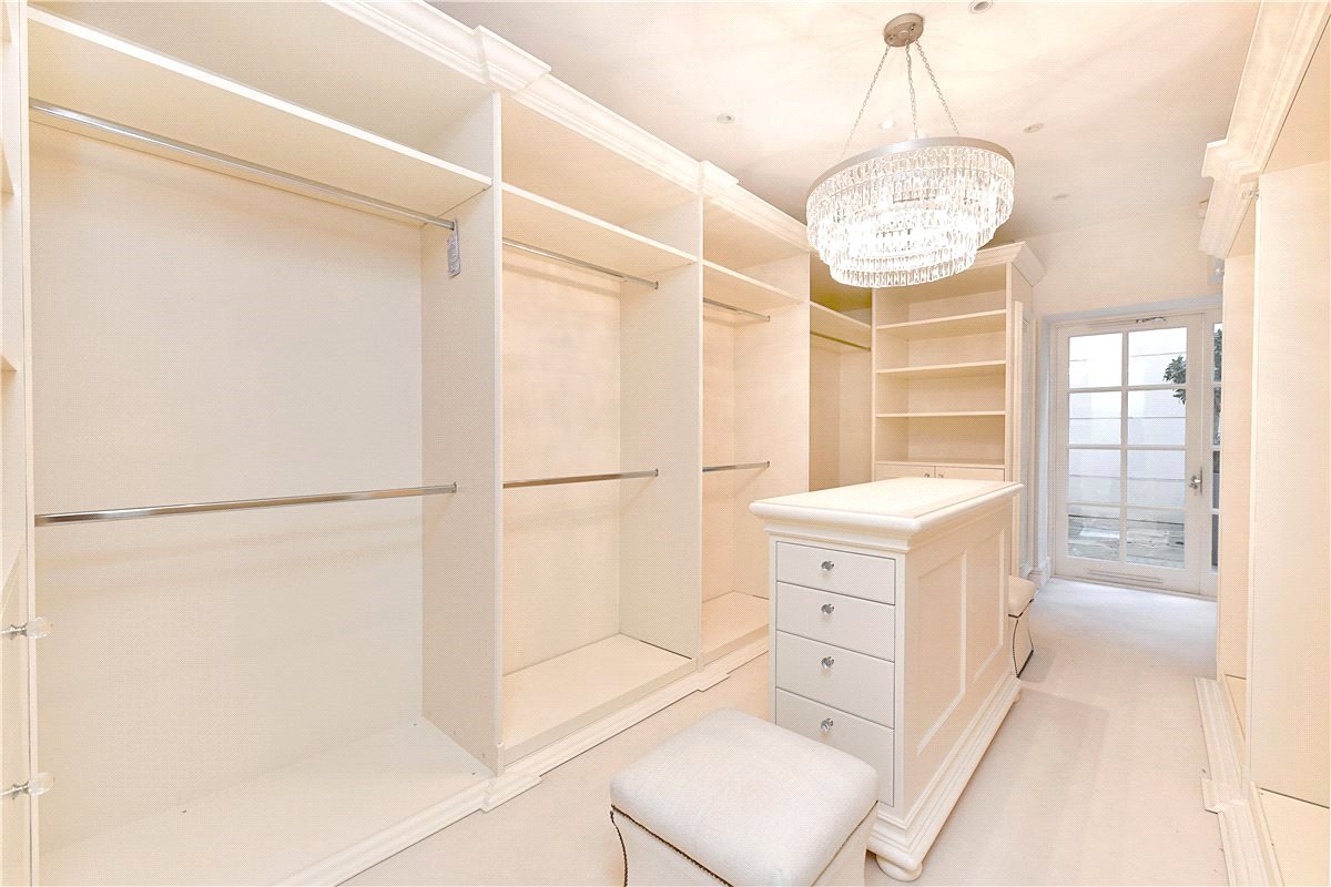 4 bedroom Flat, Upper Grosvenor Street, Mayfair, W1K - Available, Image 23