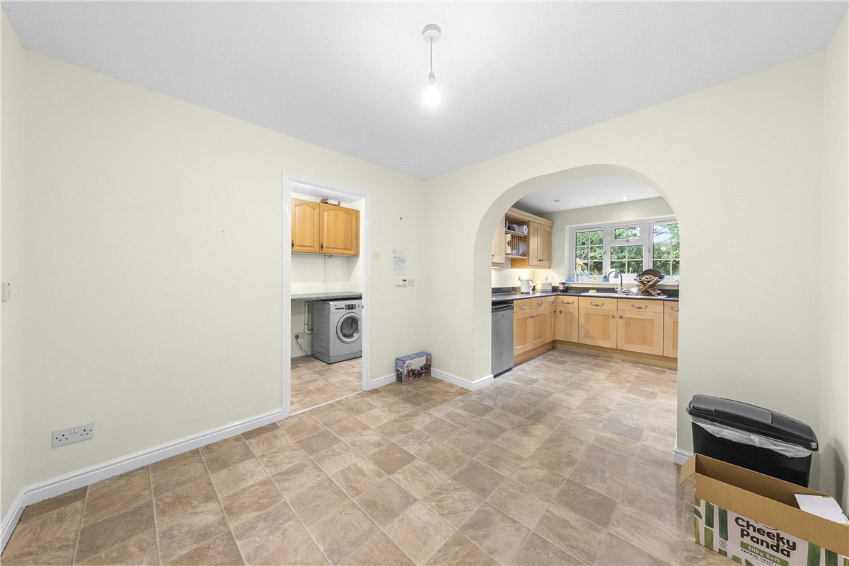 4 bedroom House, Herriot Way, Thirsk, YO7 - Available, Image 6