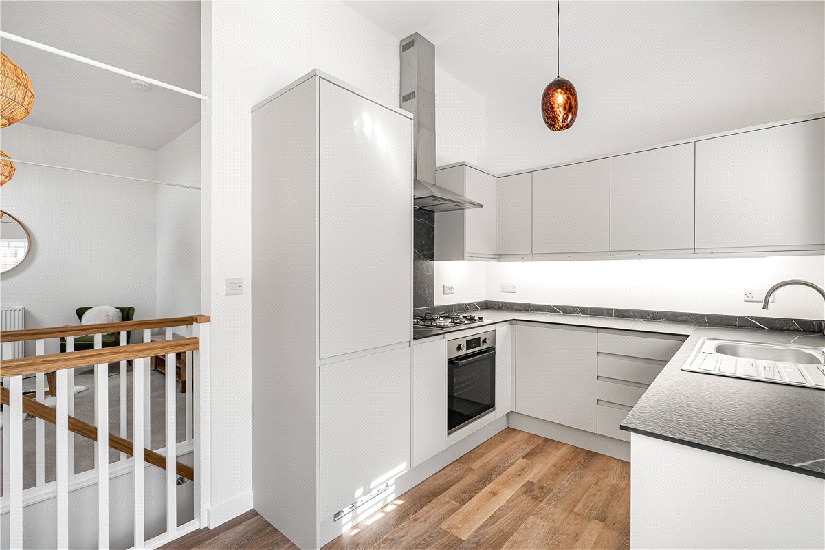 1 bedroom Flat, Howard Street, Oxford, OX4 - Available, Image 2