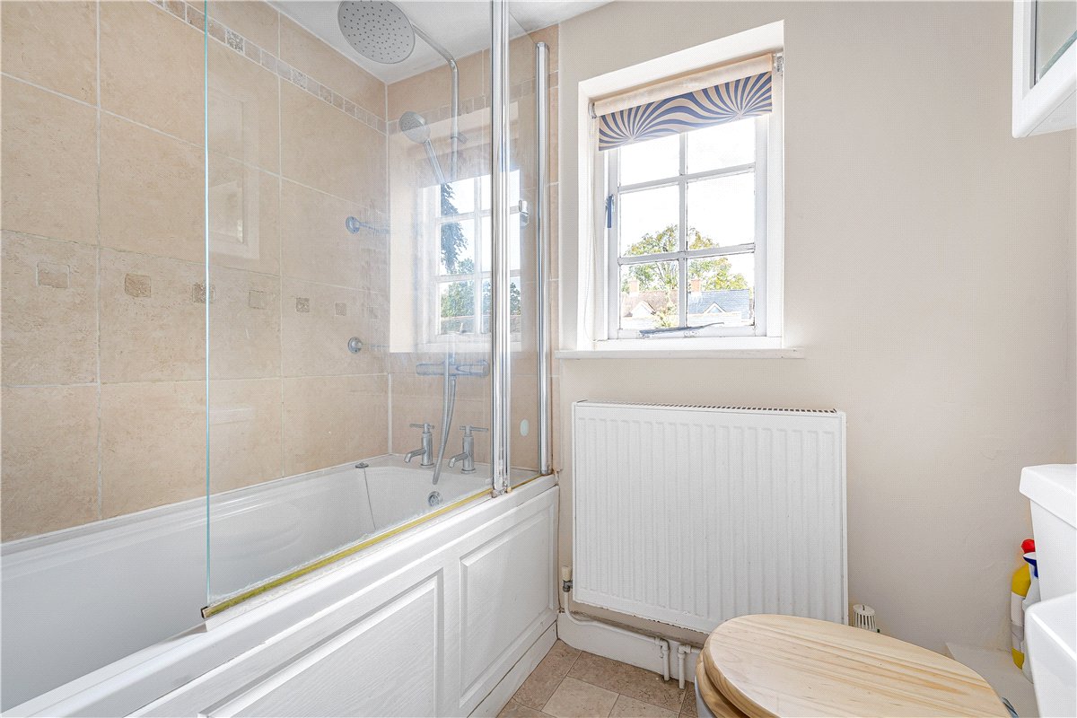 3 bedroom House, Wellington Place, High Street, SN8 - Available, Image 14