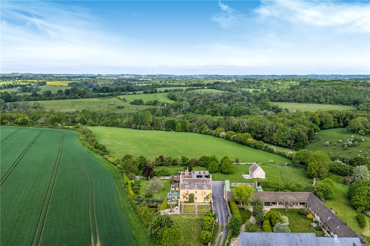 5 bedroom House, West Yatton, Yatton Keynell, SN14 - Available, Image 5
