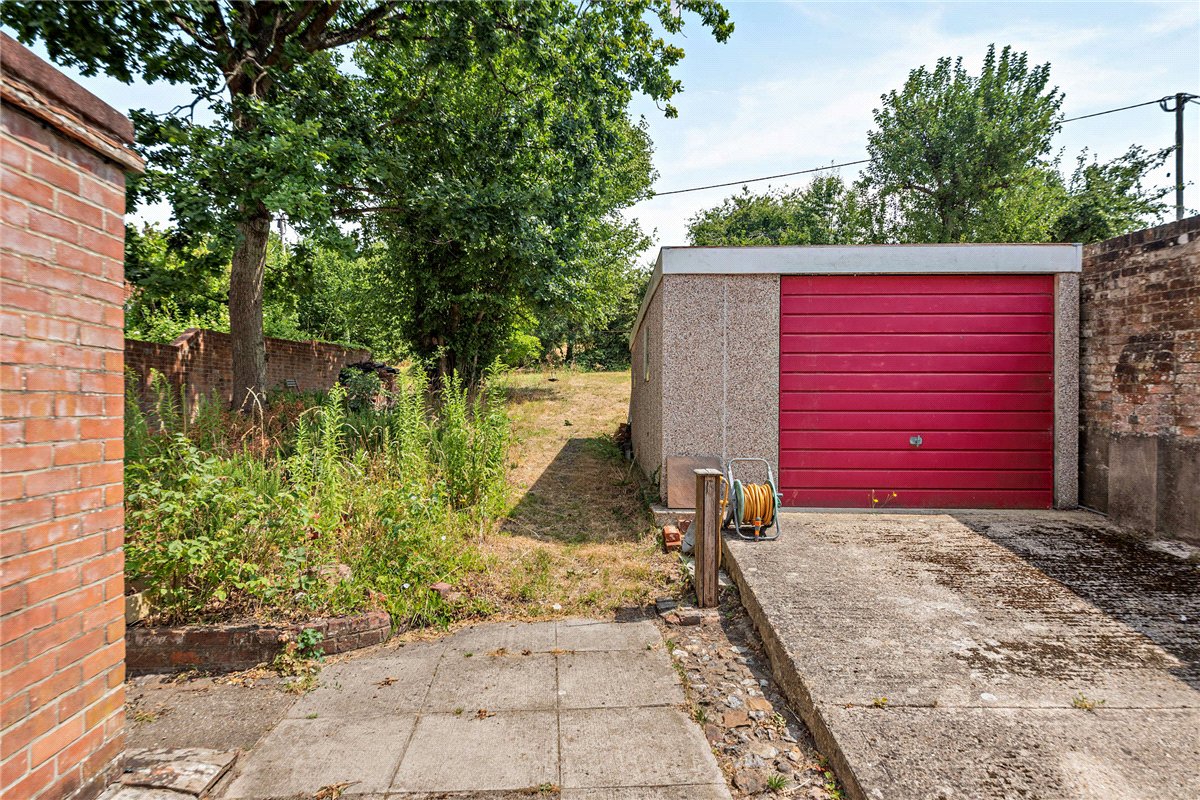 5 bedroom House, High Street, Hungerford, RG17 - Available, Image 27