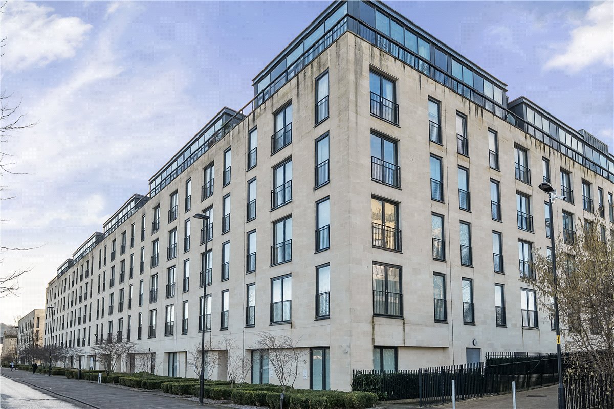 2 bedroom Flat, Victoria Bridge Road, Bath, BA2 - Available