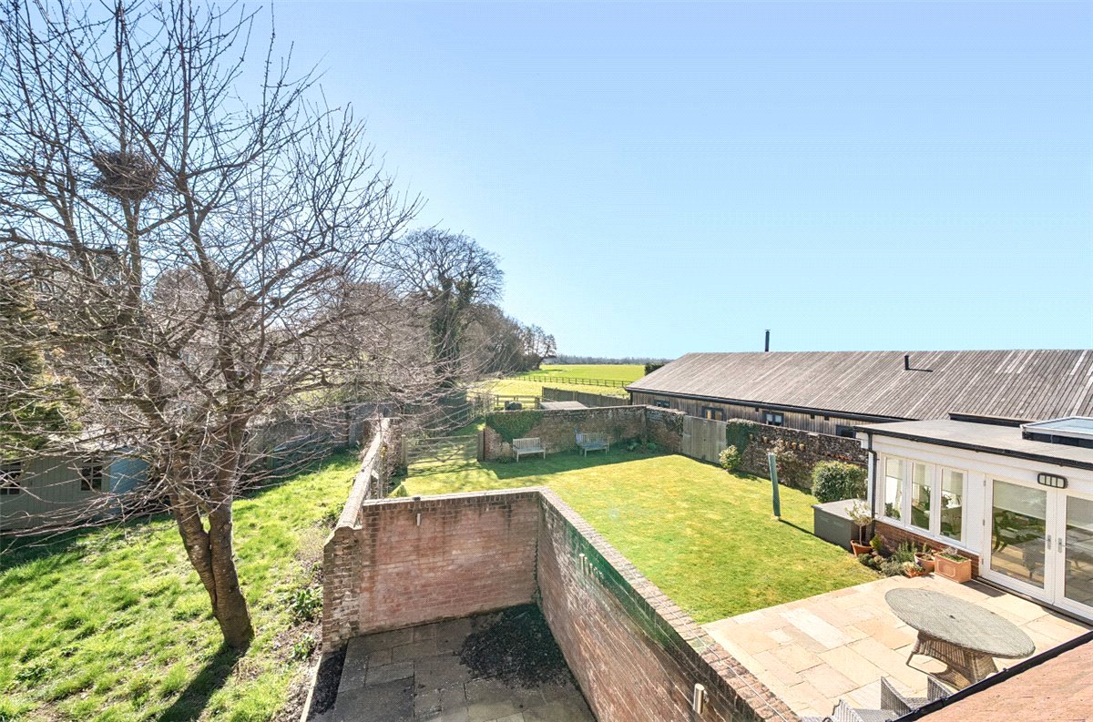 4 bedroom Barn Conversion, Rookery Cottages, Tortington, BN18 - Available, Image 24