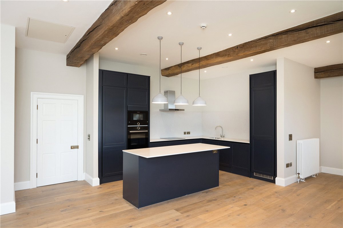 2 bedroom Flat, Shrewsbury, Ledston Hall, Back Newton Lane, WF10 - , Image 4