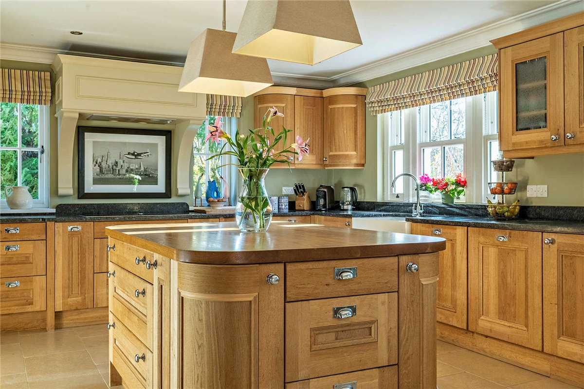 6 bedroom House, Cat Street, East Hendred, OX12 - Available, Image 6