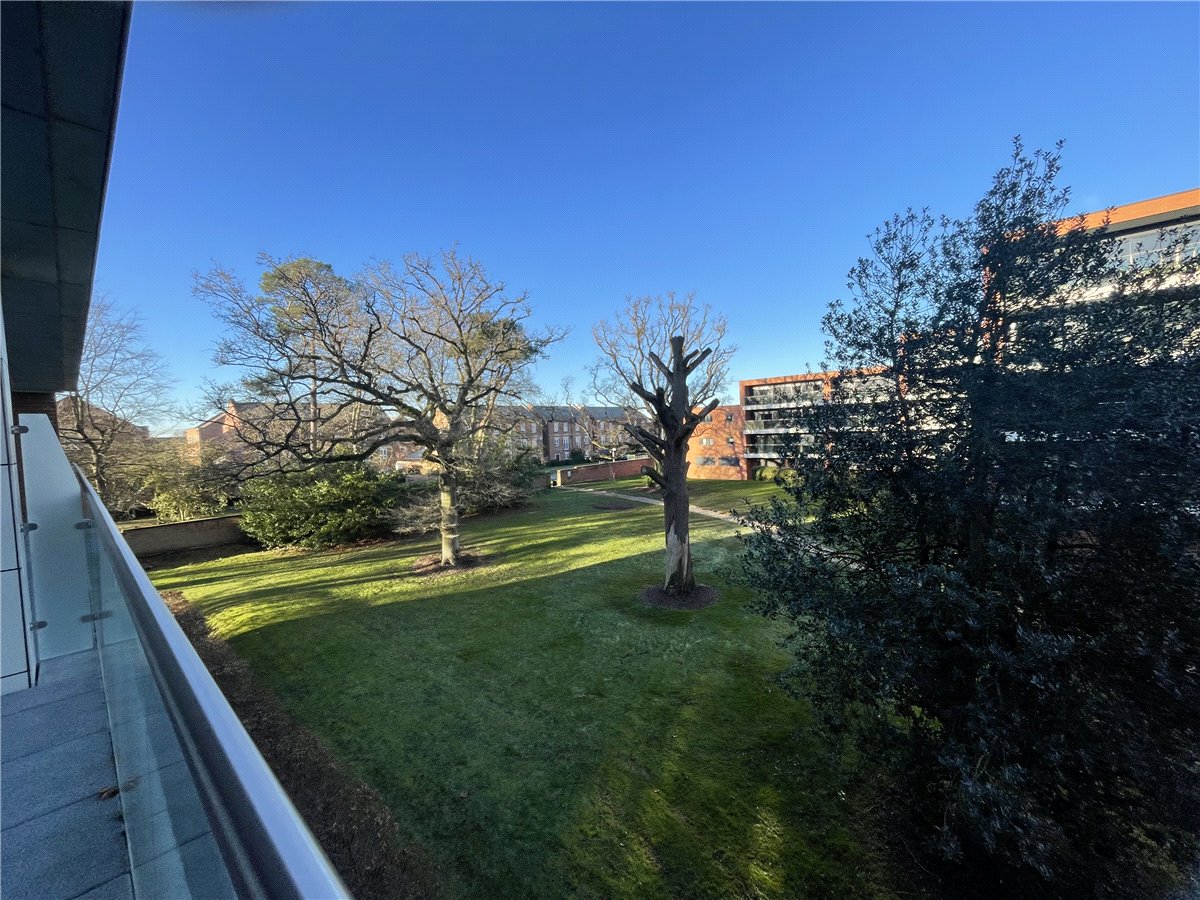 1 bedroom Flat, Racecourse Road, Newbury, RG14 - Let Agreed, Image 5