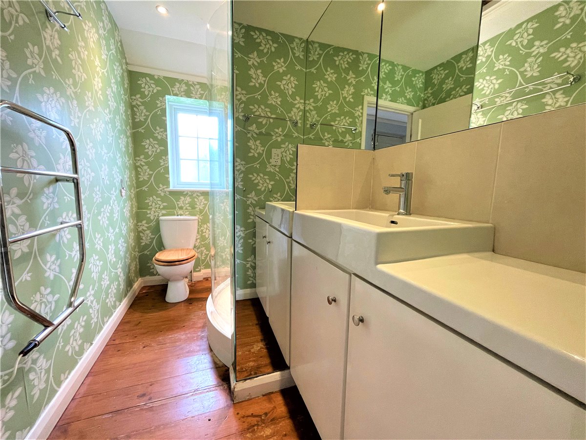 2 bedroom Bungalow, Druids Lodge, Salisbury, SP3 - Available, Image 3