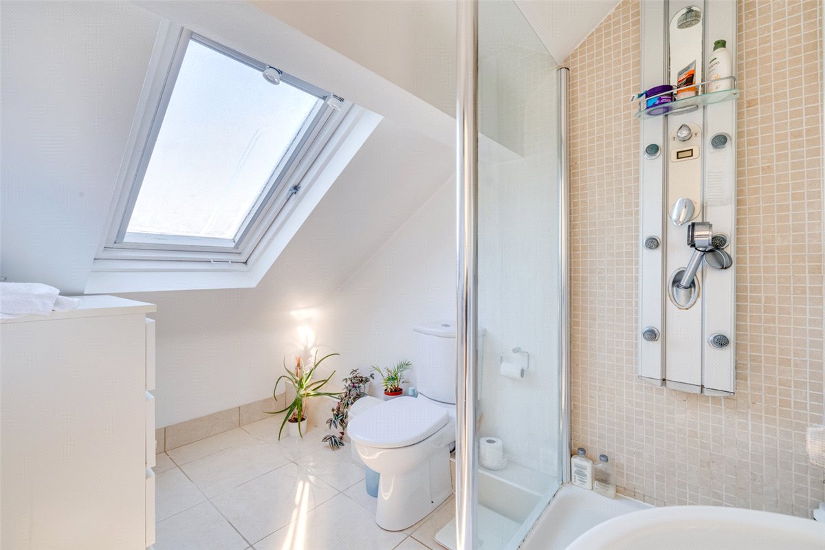 3 bedroom Flat, Harbord Street, London, SW6 - Let Agreed, Image 8