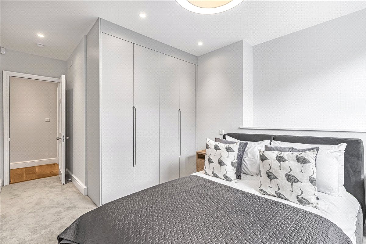 2 bedroom Flat, Wimpole Street, Marylebone, W1G - Available, Image 8