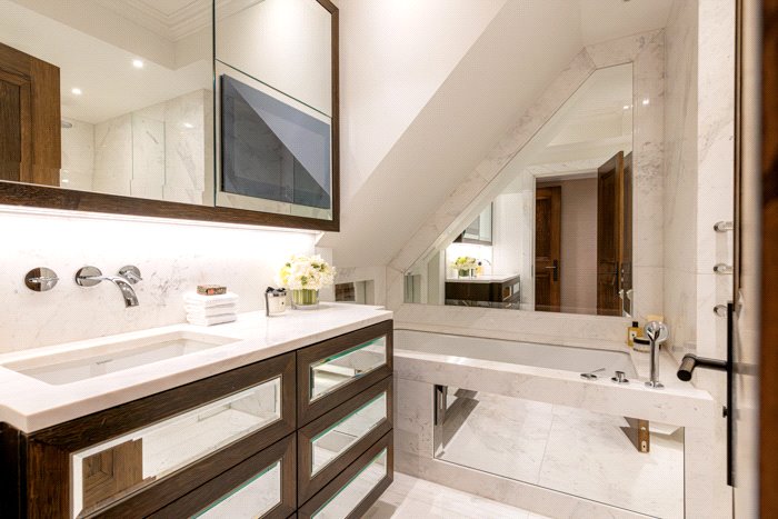 3 bedroom Flat, Prince of Wales Terrace, London, W8 - Available, Image 9