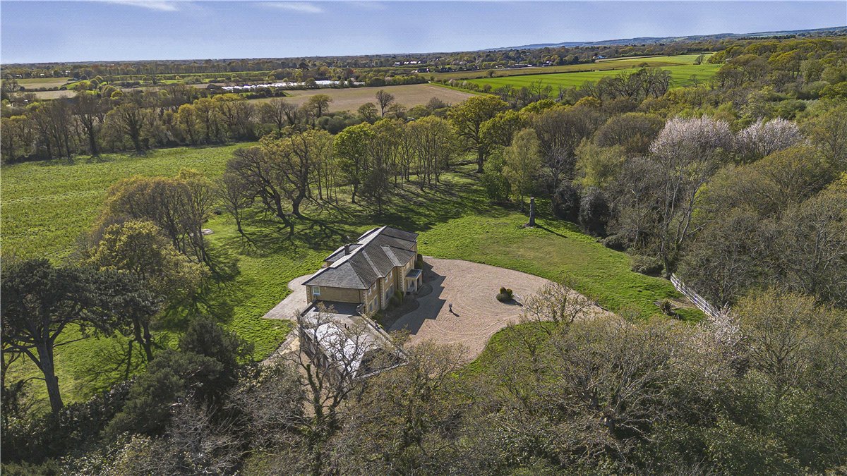 5 bedroom House, Binsted, Arundel, BN18 - Available, Image 2