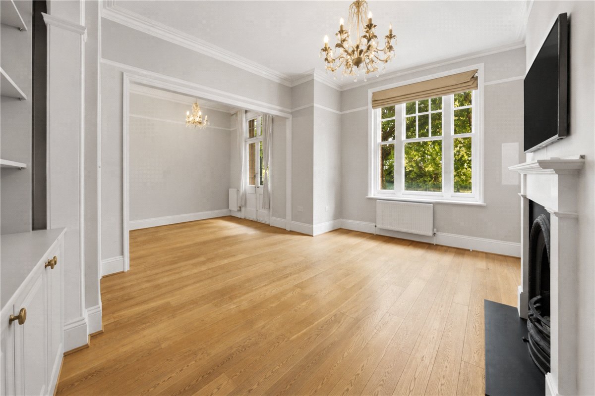 2 bedroom Flat, Bishops Park Road, London, SW6 - Available, Image 2
