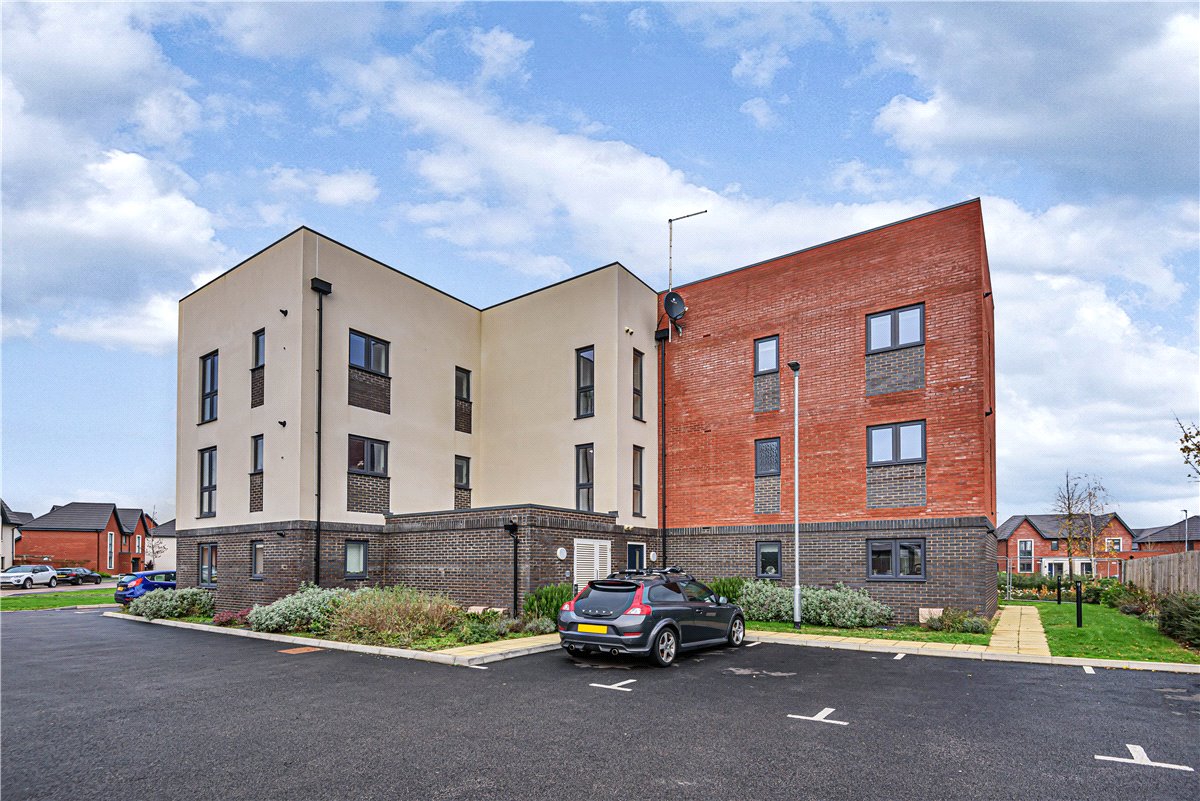 2 bedroom Flat, Croxden Way, Daventry, NN11 - 