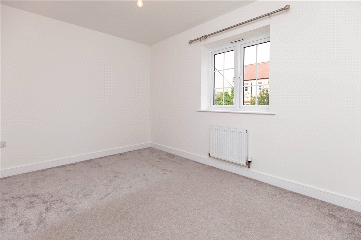 3 bedroom House, Wincanton Road, Bicester, OX26 - Let Agreed, Image 8