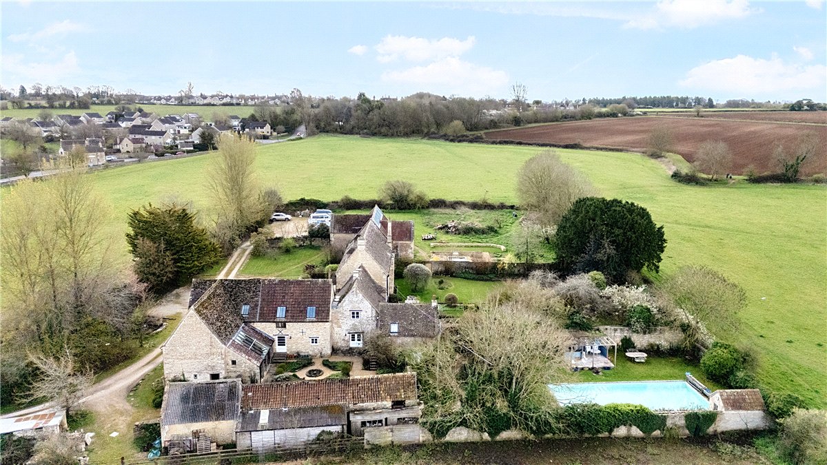 7 bedroom House, Neston, Corsham, SN13 - Available, Image 17