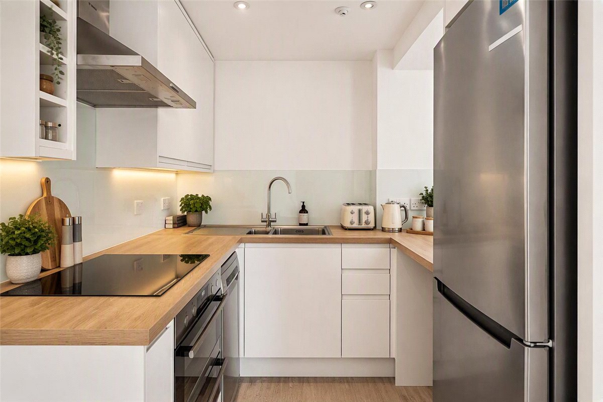 1 bedroom Flat, Walton Crescent, Oxford, OX1 - Available, Image 1
